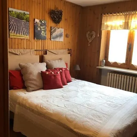 Di Fianco Agli Impianti Di Risalita * Champoluc